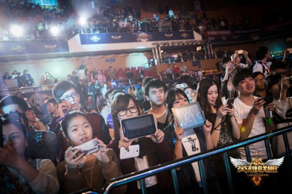 同时压制 同时压制